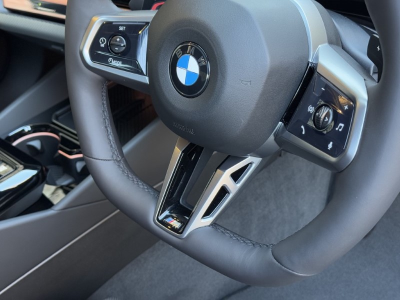 2025 (74) BMW 5 SERIES 520i M Sport 4dr Saloon 3831814