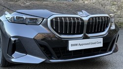 2025 (74) BMW 5 SERIES 520i M Sport 4dr Saloon 3831863