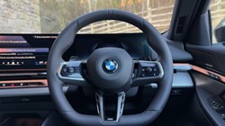 2025 (74) BMW 5 SERIES 520i M Sport 4dr Saloon 3831817