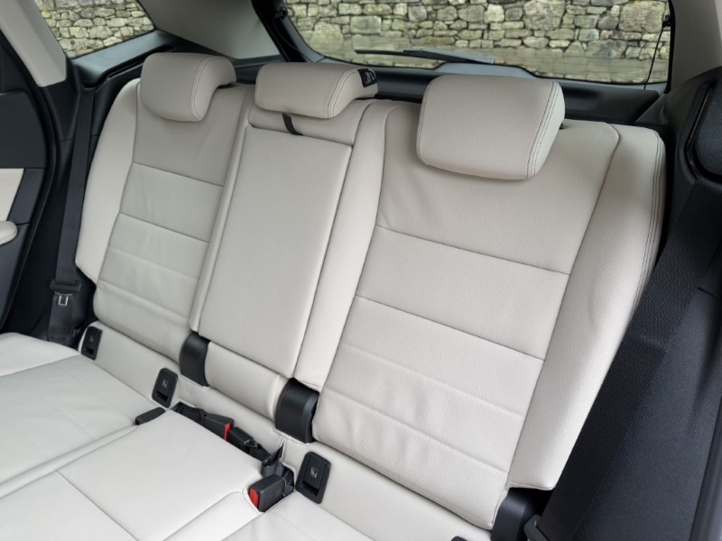 2025 (74) BMW 2 SERIES 230e xDrive Luxury 5dr DCT 3896109