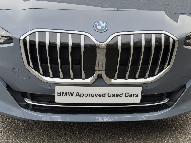 2025 (74) BMW 2 SERIES 230e xDrive Luxury 5dr DCT 3896140