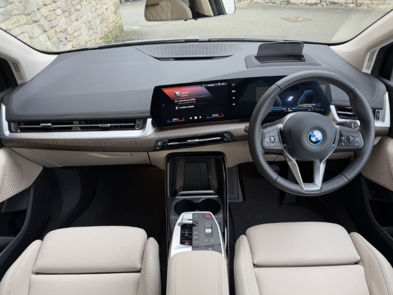 2025 (74) BMW 2 SERIES 230e xDrive Luxury 5dr DCT 3896078