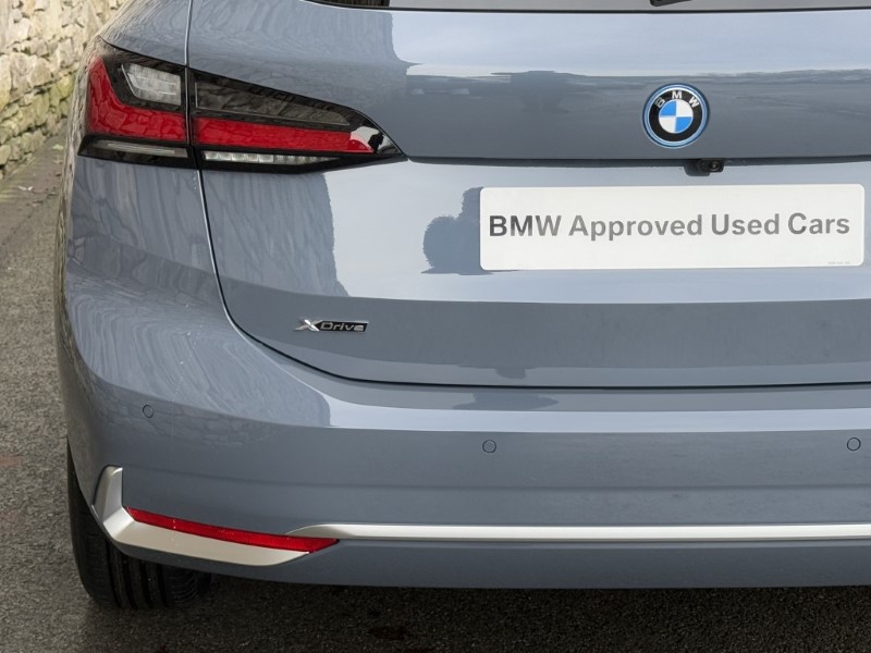 2025 (74) BMW 2 SERIES 230e xDrive Luxury 5dr DCT 3896142