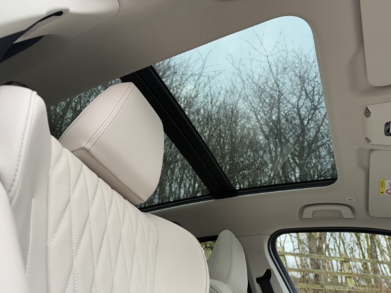 2025 (74) BMW 2 SERIES 230e xDrive Luxury 5dr DCT 3896151