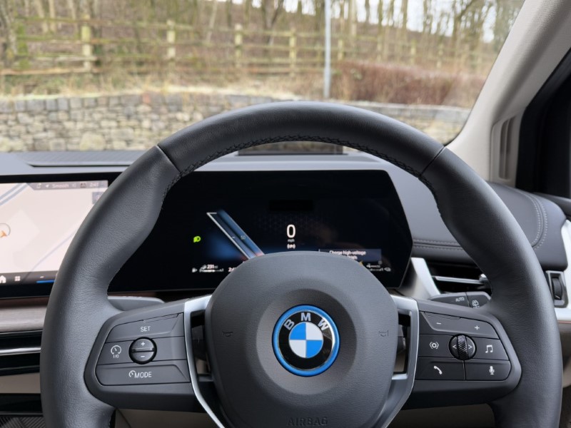 2025 (74) BMW 2 SERIES 230e xDrive Luxury 5dr DCT 3896118