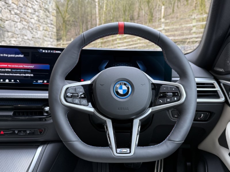 2025 (25) BMW I4 400kW M50 83.9kWh 5dr 3999003