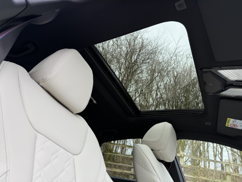 2025 (25) BMW I4 400kW M50 83.9kWh 5dr 3999070