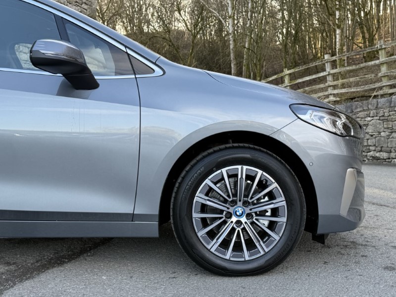 2025 (25) BMW 2 SERIES 225e xDrive Luxury 5dr Active Tourer  4028922