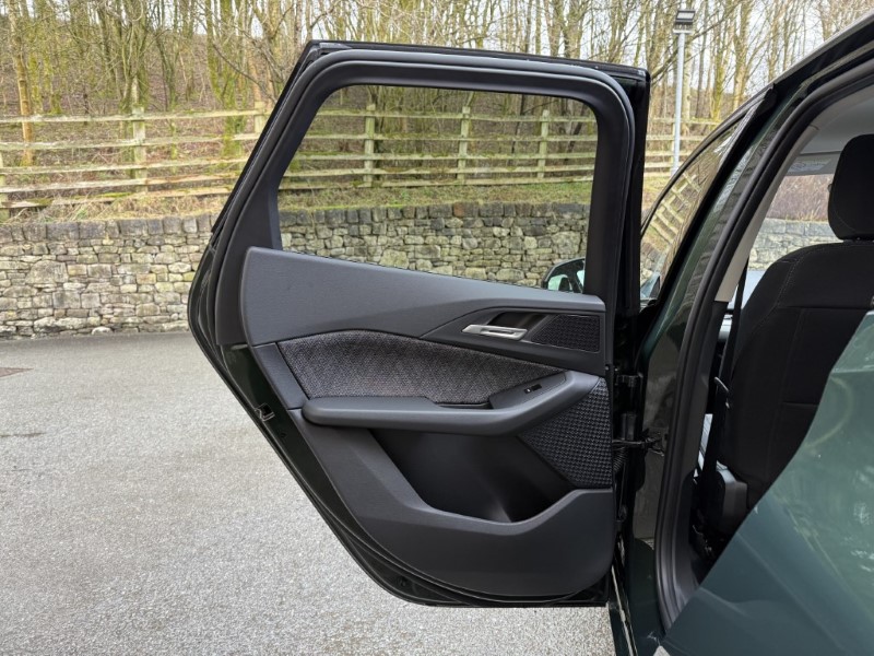 2025 (25) BMW 2 SERIES 220i MHT Sport 5dr Active Tourer 4008057