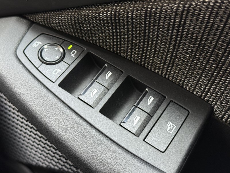 2025 (25) BMW 2 SERIES 220i MHT Sport 5dr Active Tourer 4008017