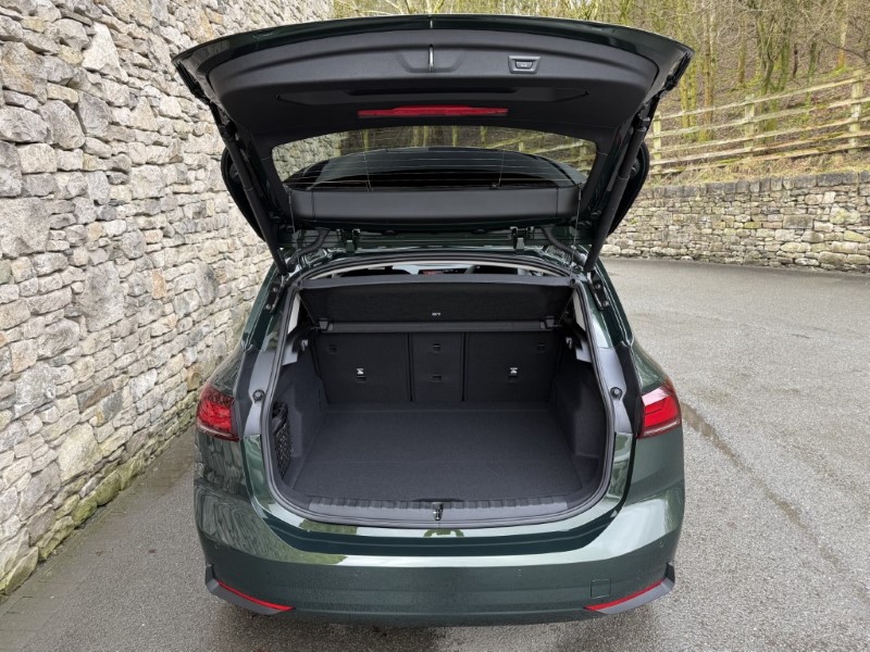 2025 (25) BMW 2 SERIES 220i MHT Sport 5dr Active Tourer 4008003