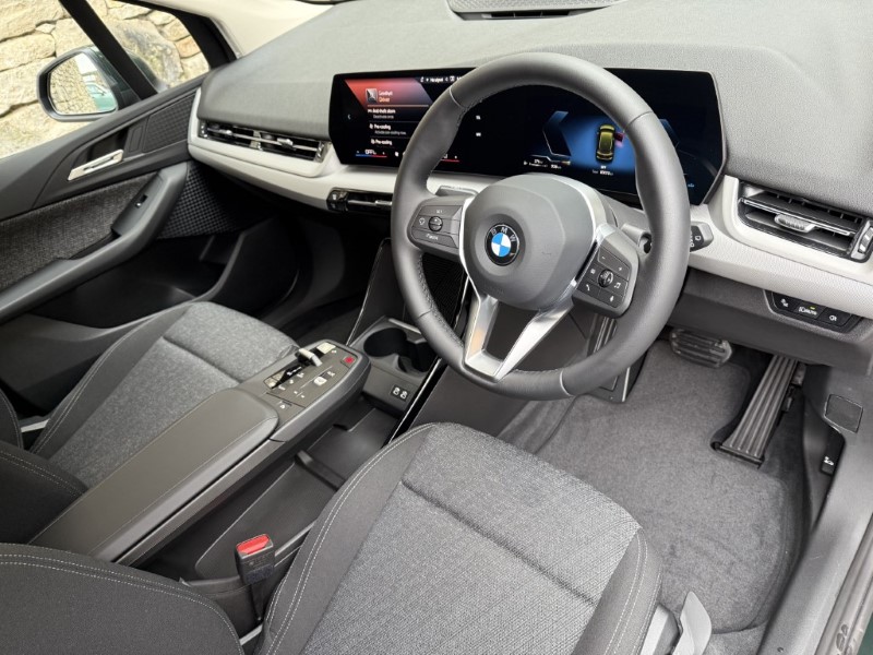 2025 (25) BMW 2 SERIES 220i MHT Sport 5dr Active Tourer 4008004