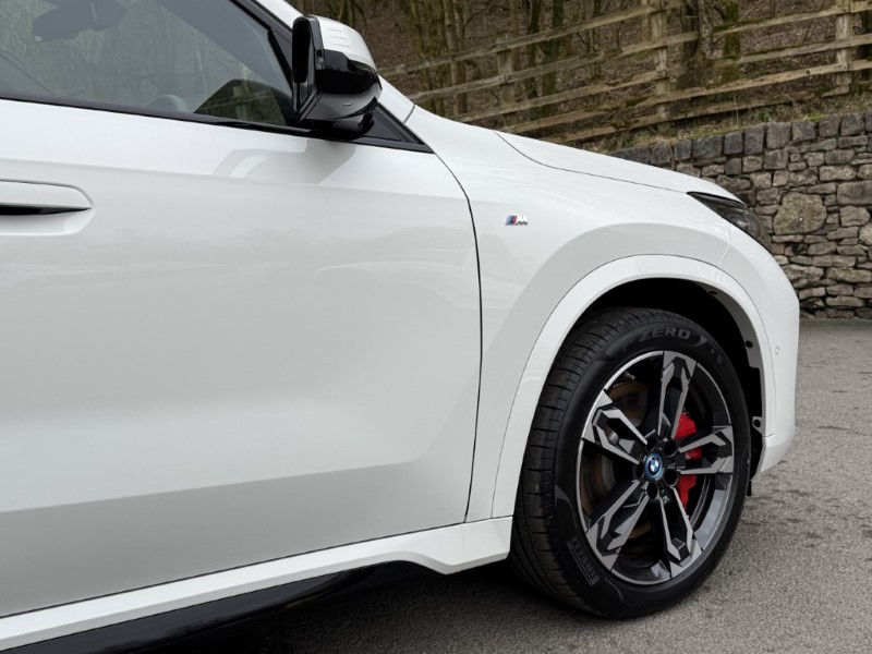 2025 (25) BMW iX1 230kW xDrive30 M Sport 65kWh  4029046