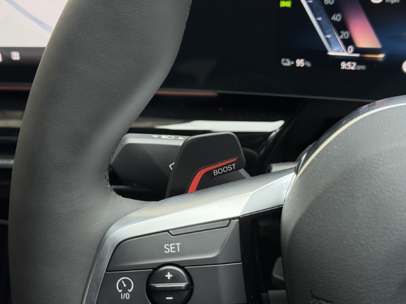 2025 (25) BMW iX1 230kW xDrive30 M Sport 65kWh  4028999