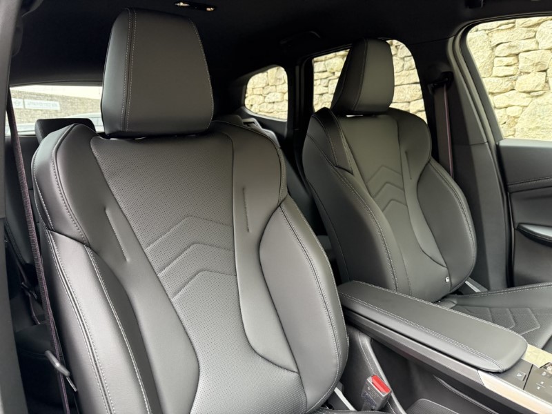 2025 (25) BMW iX1 230kW xDrive30 M Sport 65kWh  4028986