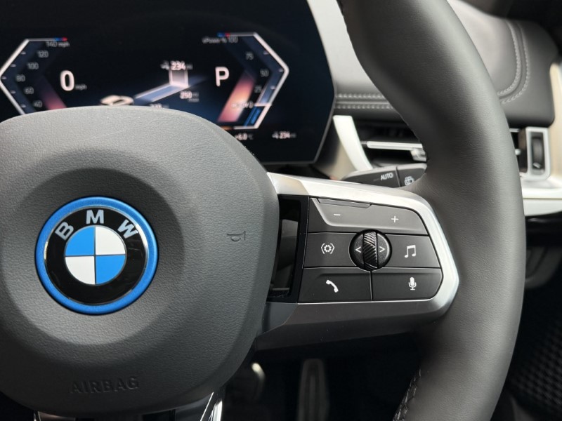 2025 (25) BMW iX1 230kW xDrive30 M Sport 65kWh  4029001