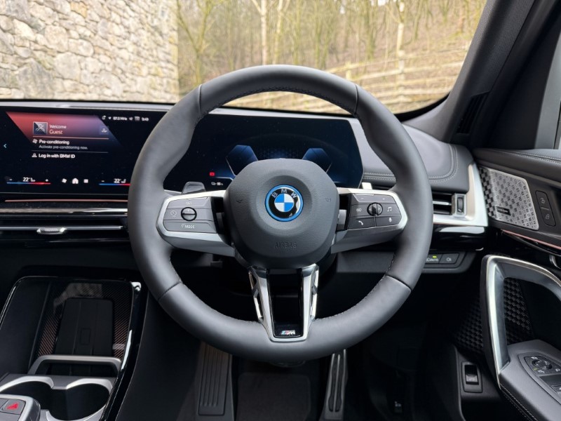 2025 (25) BMW iX1 230kW xDrive30 M Sport 65kWh  4028988