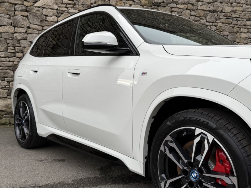 2025 (25) BMW iX1 230kW xDrive30 M Sport 65kWh  4029048