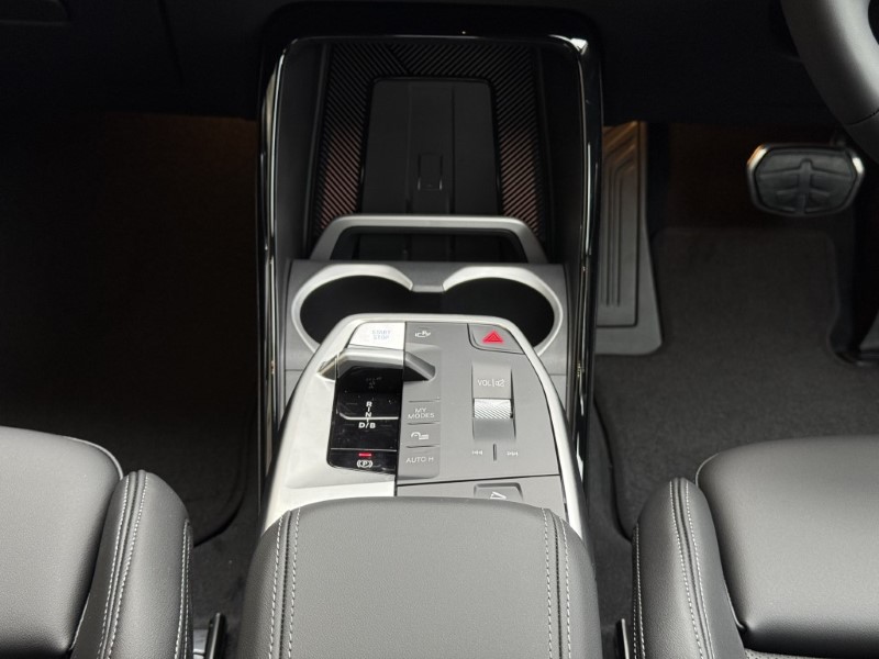 2025 (25) BMW iX1 230kW xDrive30 M Sport 65kWh  4028989