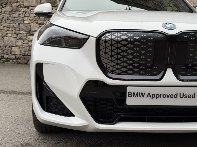 2025 (25) BMW iX1 230kW xDrive30 M Sport 65kWh  4029033