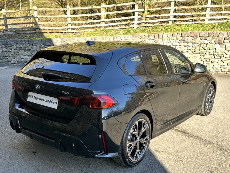 2025 (25) BMW 1 SERIES 123 xDrive M Sport 5dr 4055567