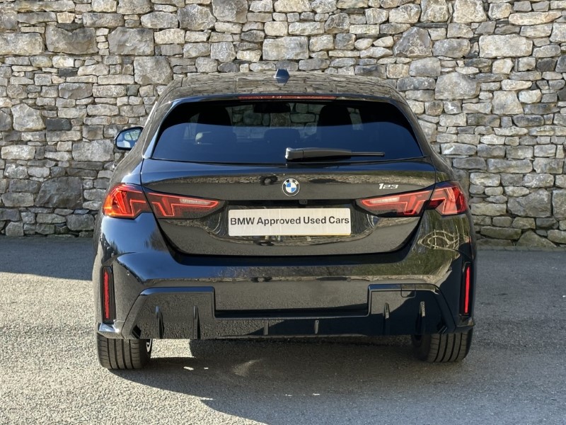 2025 (25) BMW 1 SERIES 123 xDrive M Sport 5dr 4055550