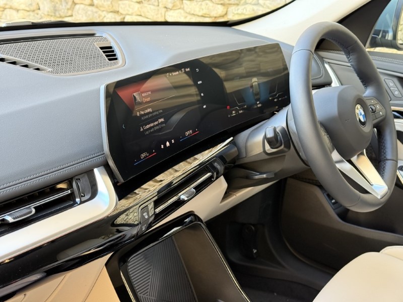 2025 (25) BMW X1 sDrive 20i MHT xLine 5dr 4030221