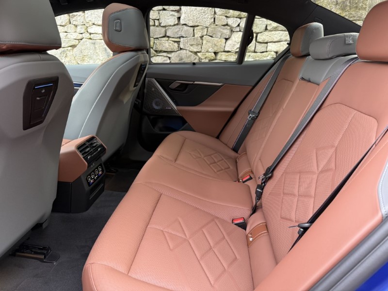 2025 (25) BMW I5 442kW M60 xDrive 84kWh 4dr 4034398