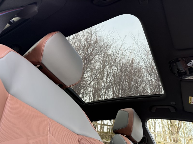 2025 (25) BMW I5 442kW M60 xDrive 84kWh 4dr 4034436