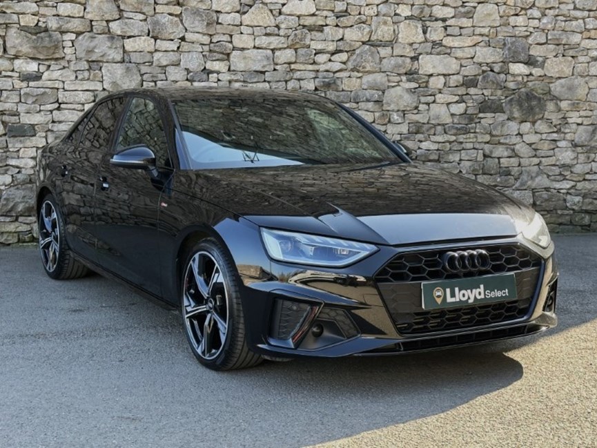 2021 (71) AUDI A4 35 TFSI Black Edition 4dr Saloon