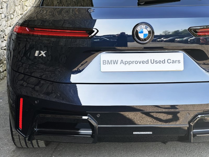 2025 (25) BMW iX xDrive45 M Sport 5dr 4156846