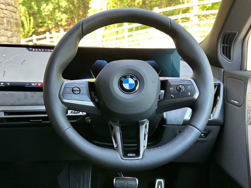 2025 (25) BMW iX xDrive45 M Sport 5dr 4156855
