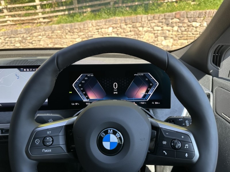 2025 (25) BMW iX xDrive45 M Sport 5dr 4156912