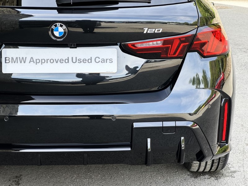 2025 (25) BMW 1 SERIES 120 M Sport 5dr  4155125