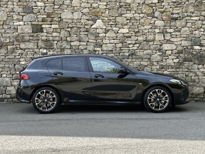 2025 (25) BMW 1 SERIES 120 M Sport 5dr  4155123