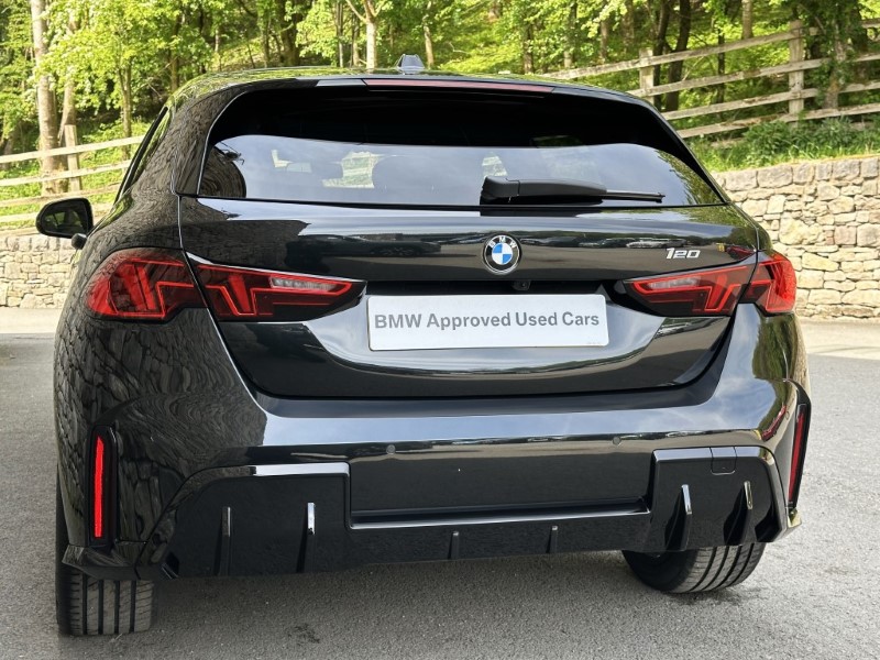 2025 (25) BMW 1 SERIES 120 M Sport 5dr  4155127