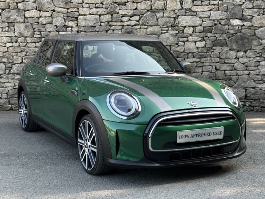 2021 (21) MINI HATCHBACK 1.5 Cooper Exclusive 5dr