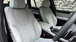2025 (25) BMW X5 xDrive50e M Sport 5dr Auto 4286183