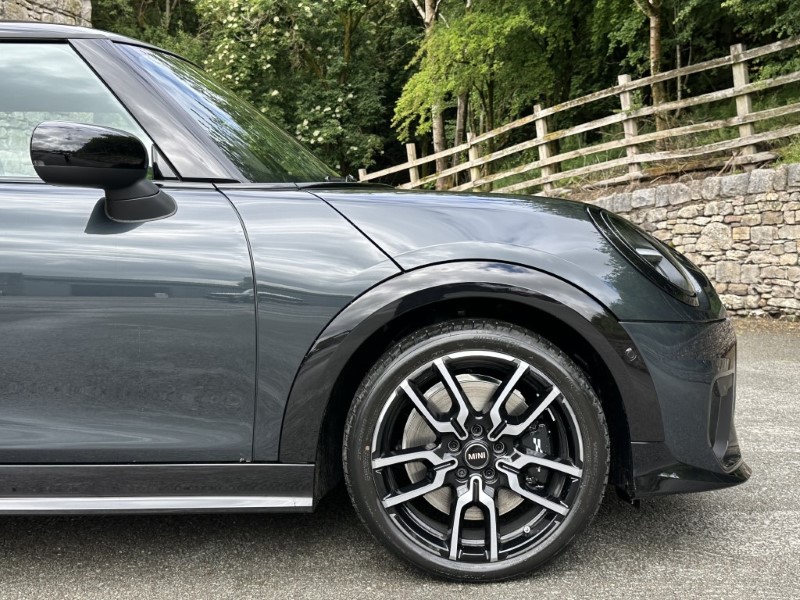 2025 (25) MINI COOPER 1.5 C Sport 3dr  4264623