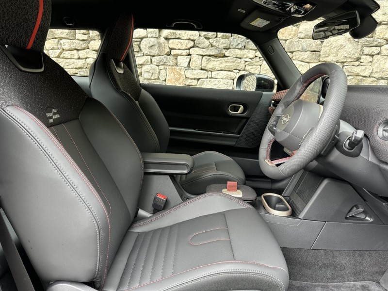 2025 (25) MINI COOPER 1.5 C Sport 3dr  4264569