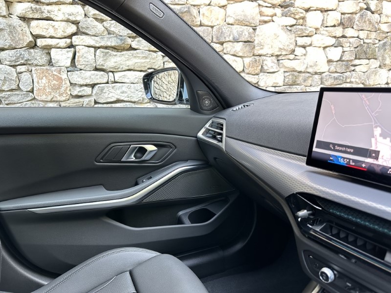 2025 (25) BMW 3 SERIES 330e M Sport Saloon  4305655