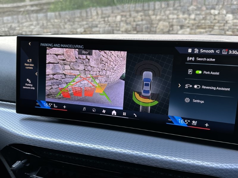 2025 (25) BMW 3 SERIES 330e M Sport Saloon  4305688