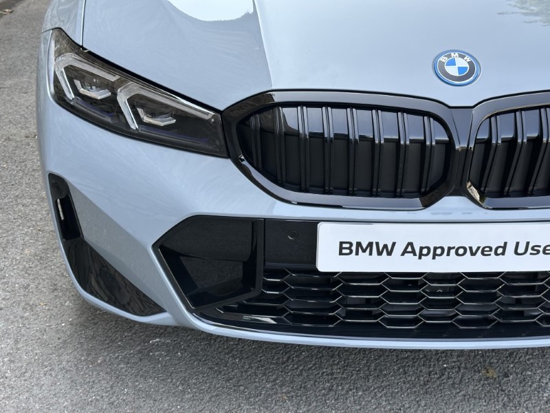 2025 (25) BMW 3 SERIES 330e M Sport Saloon  4305665