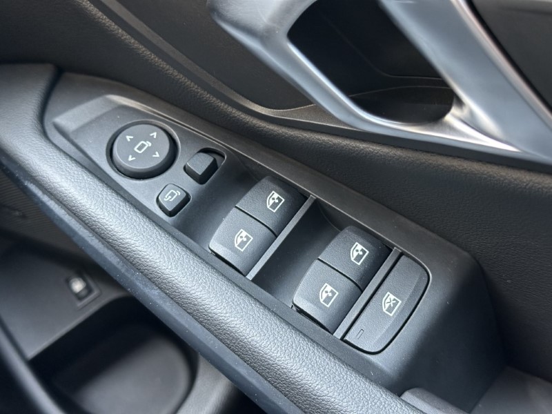 2025 (25) BMW 3 SERIES 330e M Sport Saloon  4305659