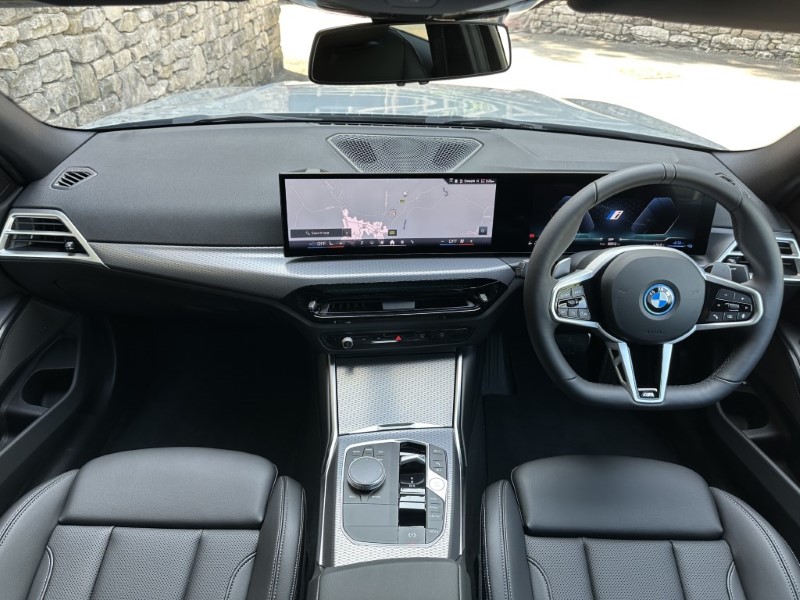 2025 (25) BMW 3 SERIES 330e M Sport Saloon  4305649