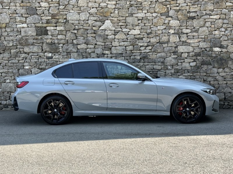 2025 (25) BMW 3 SERIES 330e M Sport Saloon  4305639