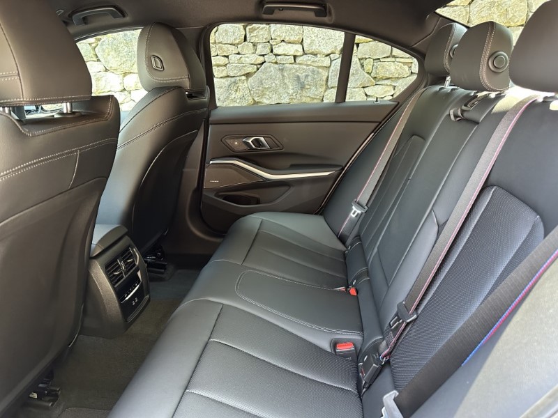 2025 (25) BMW 3 SERIES 330e M Sport Saloon  4305668