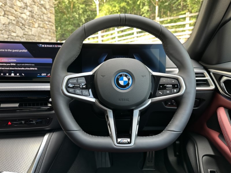 2025 (25) BMW I4 250kW eDrive40 M Sport  4307360