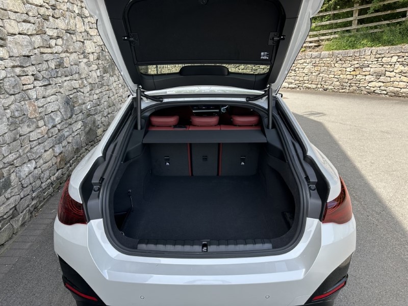 2025 (25) BMW I4 250kW eDrive40 M Sport  4307351