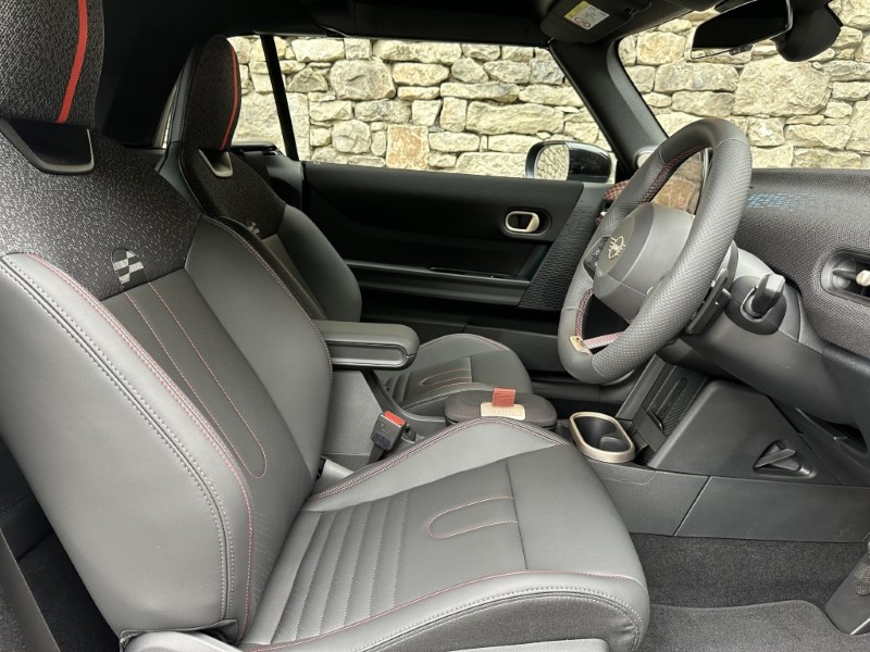 2025 (25) MINI COOPER 2.0 S Sport 2dr Auto 4305444